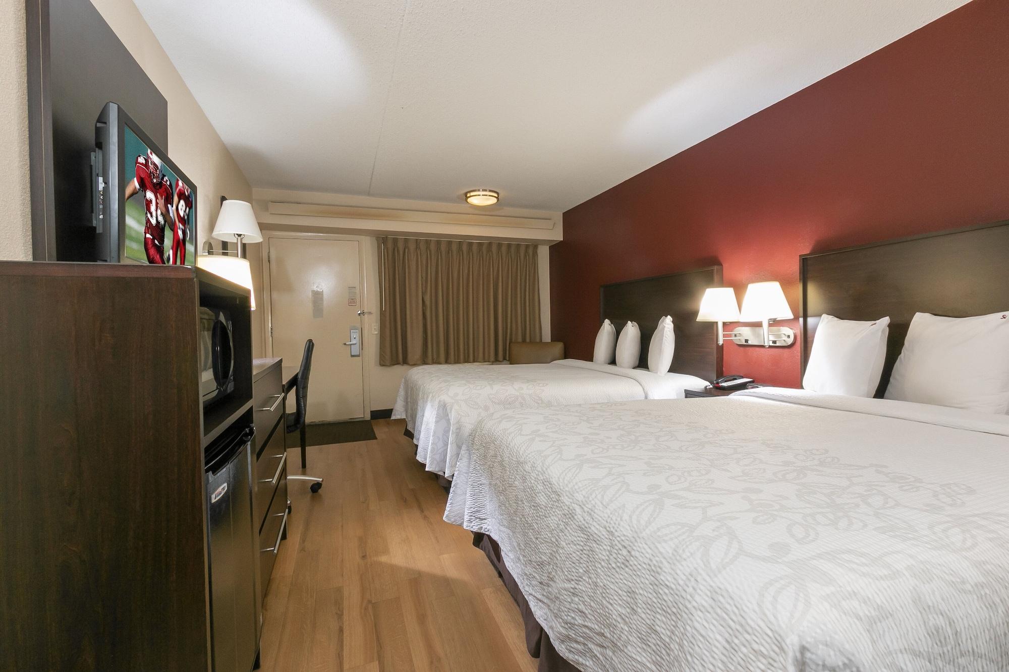 Red Roof Inn Plus+ Pittsburgh South - Airport Exteriér fotografie