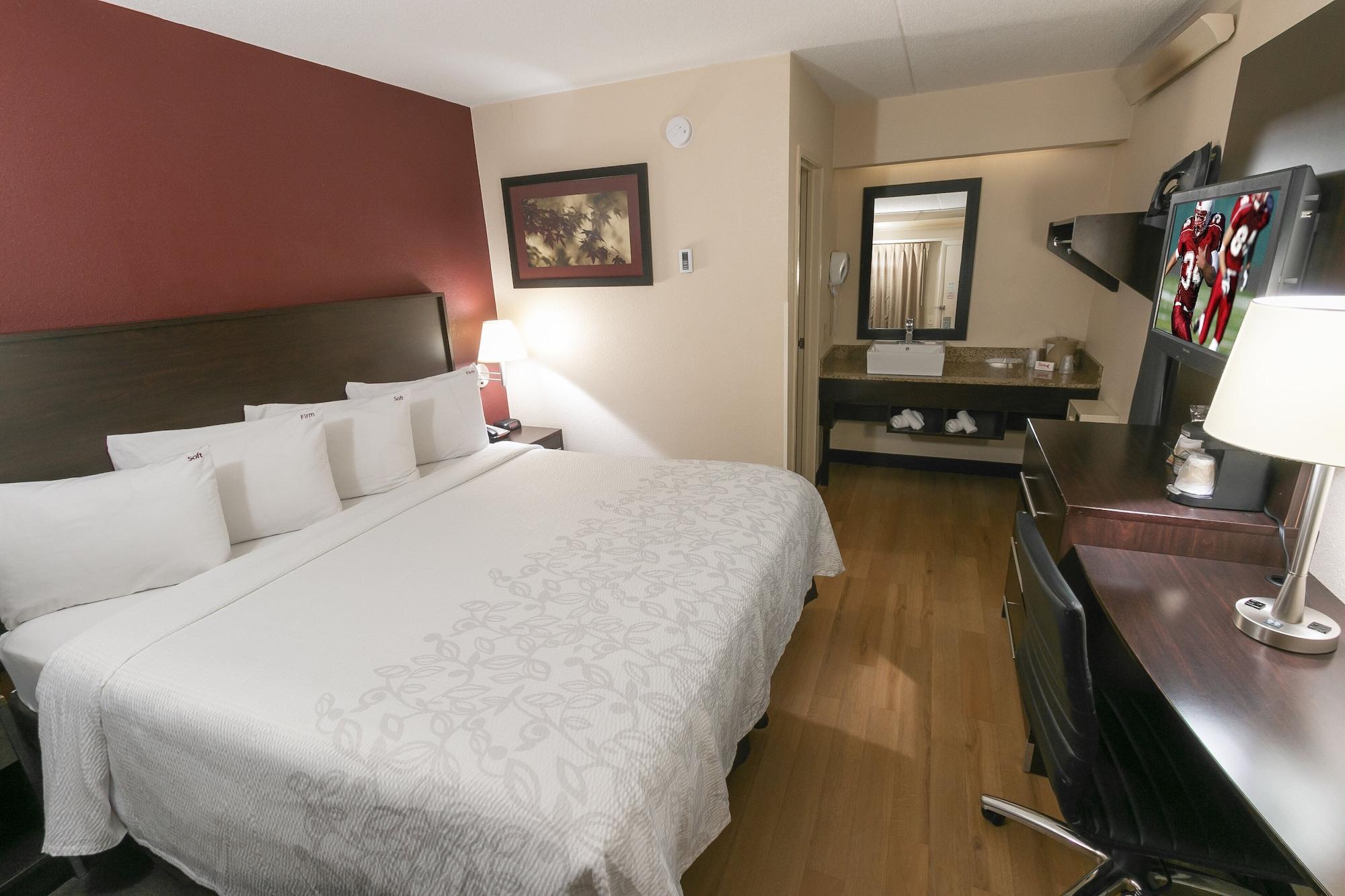 Red Roof Inn Plus+ Pittsburgh South - Airport Exteriér fotografie